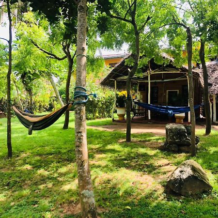 Lake View Cabana Paradise & Villa Тангалла Экстерьер фото